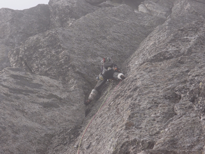 Валь Мазино-Гранд Парадизо. Несколько несложных маршрутов. (Альпинизм, Италия. Валь Мазино. Гранд парадизо.)