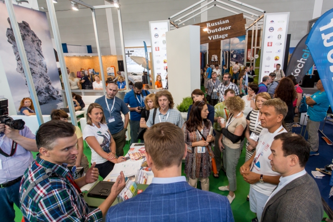 РОССИЙСКАЯ ОУТДОР ДЕРЕВНЯ в Фридрихсхафене. Кто все эти люди? (Путешествия)