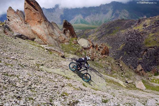 На маунтинбайке на север Эльбруса (Вело, ridetheplanet, кабардино-балкария, путешествия, даунхилл, фрирайд, джылы-су)
