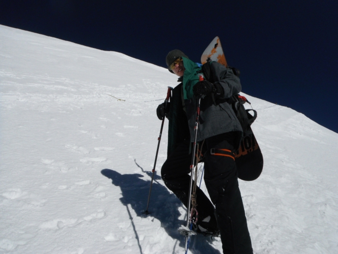 Эльбрус на лыжах в августе. Мечты сбываются. (Горные лыжи/Сноуборд, горные лыжи, восхождение, спуск на лыжах с вершины)