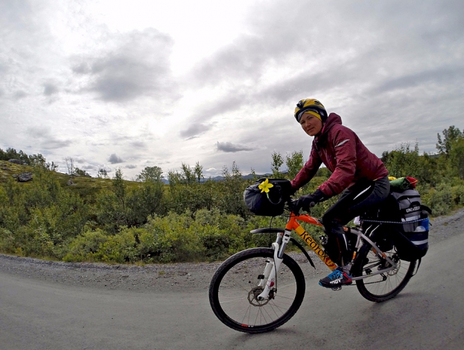 Девчачий норвежский бомж-велотрип завершился (норвегия, бомж трип, морозова, лебедь)