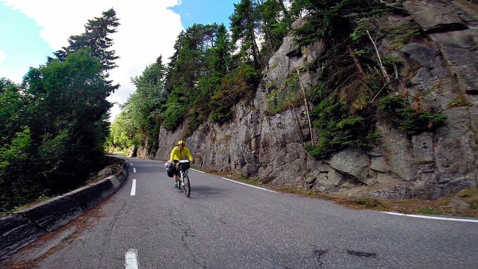 Девчачий норвежский бомж-велотрип завершился (норвегия, бомж трип, морозова, лебедь)