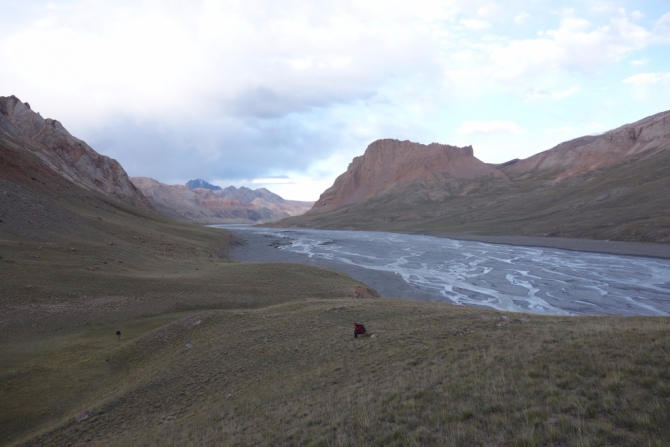 Горы, на которых ПОКА никто не бывал! Вернулись!! (Альпинизм, пик белый, экспедиция, нилов, головченко, григорьев, лето, горы на которых никто не бывал, граница)