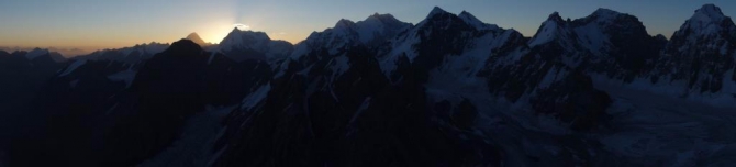 Горы, на которых ПОКА никто не бывал! Вернулись!! (Альпинизм, пик белый, экспедиция, нилов, головченко, григорьев, лето, горы на которых никто не бывал, граница)