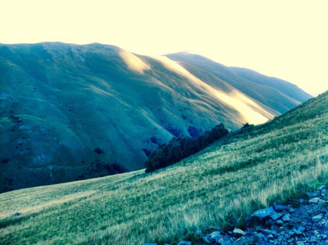 Шаукам (Горный туризм, виктор чайка, эльбрус, приэльбрусье, эльбрус с севера, северное приэльбрусье, менгир, менгиры, развалины, руины)