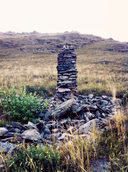 Шаукам (Горный туризм, виктор чайка, эльбрус, приэльбрусье, эльбрус с севера, северное приэльбрусье, менгир, менгиры, развалины, руины)