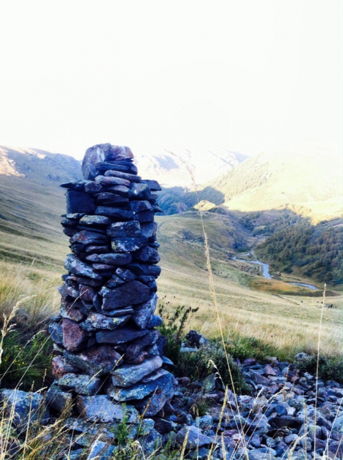 Шаукам (Горный туризм, виктор чайка, эльбрус, приэльбрусье, эльбрус с севера, северное приэльбрусье, менгир, менгиры, развалины, руины)