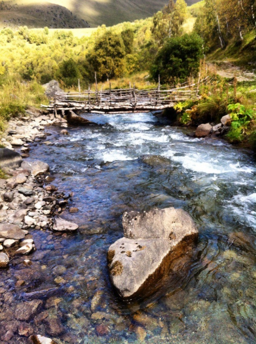 Шаукам (Горный туризм, виктор чайка, эльбрус, приэльбрусье, эльбрус с севера, северное приэльбрусье, менгир, менгиры, развалины, руины)