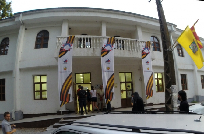 Македония, Демир-Капия. Rock climbing International festival и чемпионат мира по альпинизму, скальный класс, — стартовал.