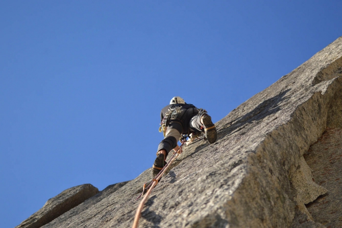 Новый маршрут на Север (Альпинизм, первопроход, горы, восточные саяны, братья глазуновы, тункинские гольцы, Баруун-Хандагай, альпинизм на байкале)