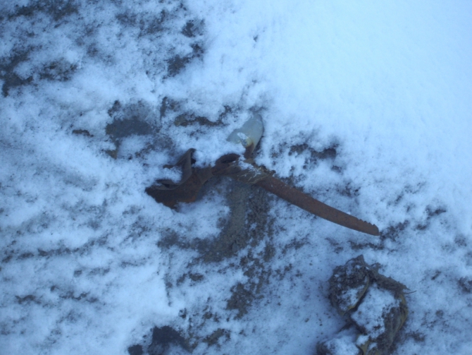 Находка на леднике Котор Северный. Терскей-Алатау, 2007 год (Горный туризм)