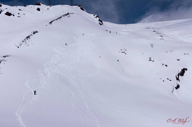 Воспоминания о зиме или в предчувствии нового снега. Приэльбрусье. (Ски-тур)