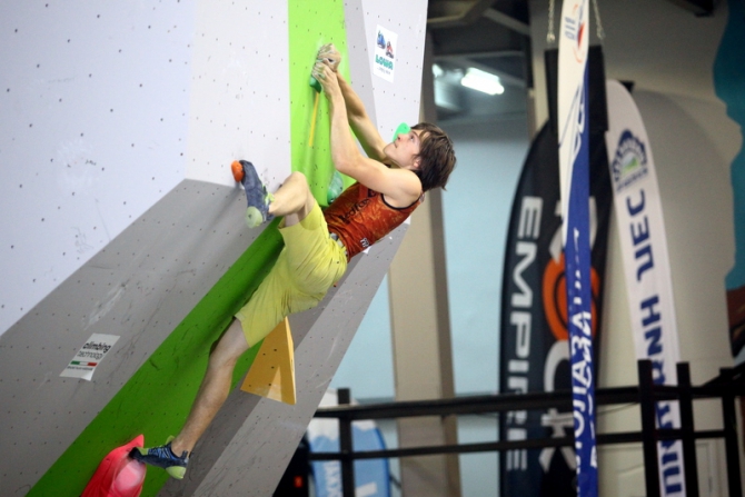 Кубок России-2015 в боулдеринге: итоги 2-го дня (Скалолазание, москва, скалолазание, Евгений Чернышёв, виктор мусихин, Константин Савельев)