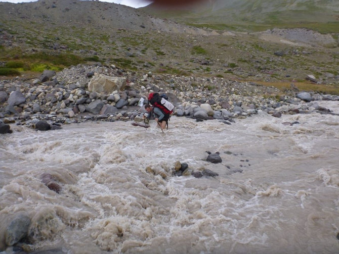Впечатления новичка о восхождении на Эльбрус с севера 30/08/2014-08/09/2014. (Горный туризм)