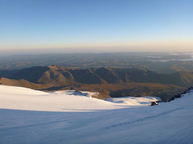 Впечатления новичка о восхождении на Эльбрус с севера 30/08/2014-08/09/2014. (Горный туризм)