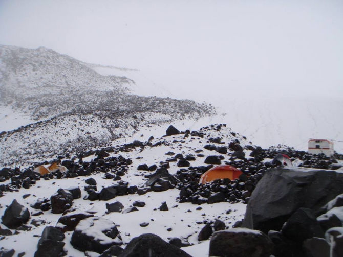 Впечатления новичка о восхождении на Эльбрус с севера 30/08/2014-08/09/2014. (Горный туризм)