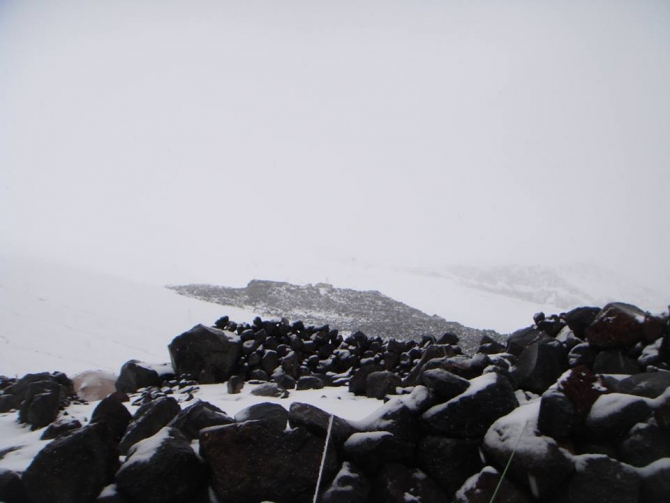 Впечатления новичка о восхождении на Эльбрус с севера 30/08/2014-08/09/2014. (Горный туризм)