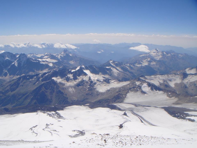 Впечатления новичка о восхождении на Эльбрус с севера 30/08/2014-08/09/2014. (Горный туризм)