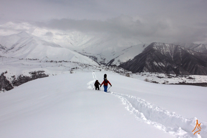 Грузия, Гудаури. Несколько маршрутов в формате Гугль Планета Земля. (Ски-тур, веденин, скитур, mountschool.ru)