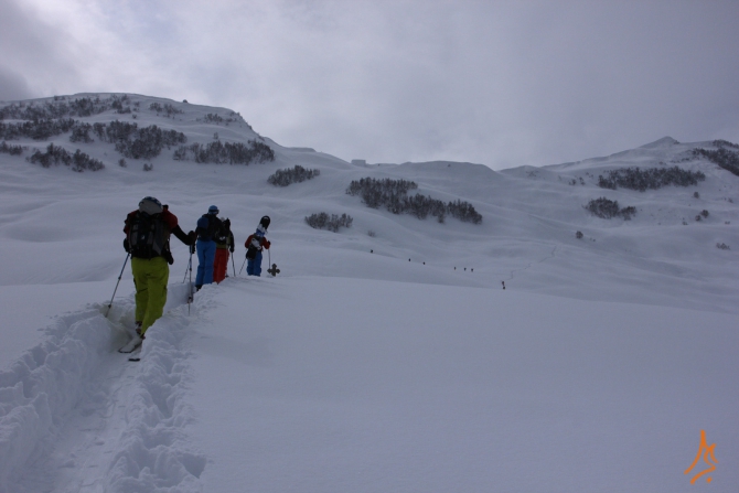Грузия, Гудаури. Несколько маршрутов в формате Гугль Планета Земля. (Ски-тур, веденин, скитур, mountschool.ru)