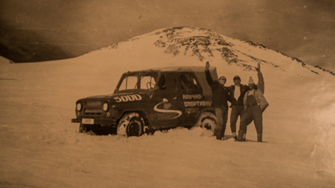 УАЗ на Эльбрусе! (Горный туризм, Алексей Берберашвили)