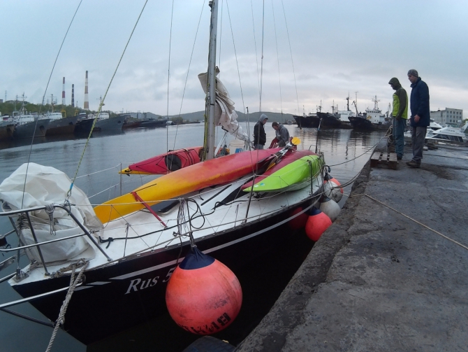 Северные Курильские острова и самые труднодоступные вулканы. (Вода)