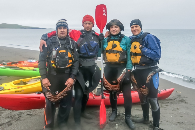 Северные Курильские острова и самые труднодоступные вулканы. (Вода)