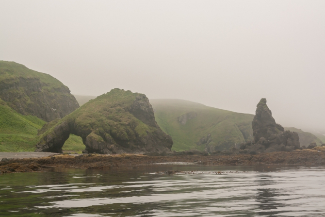Северные Курильские острова и самые труднодоступные вулканы. (Вода)