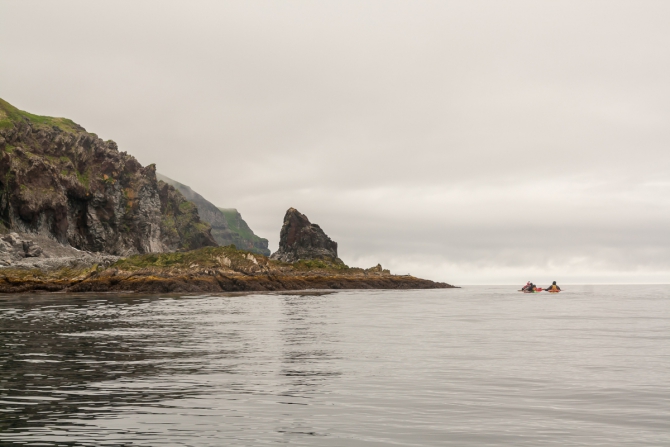 Северные Курильские острова и самые труднодоступные вулканы. (Вода)