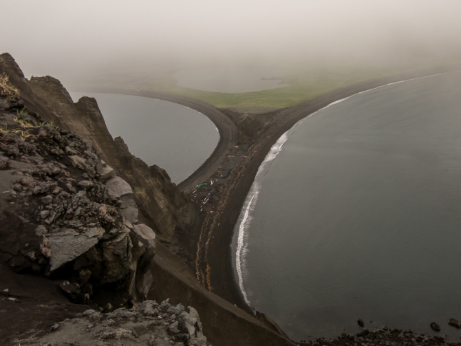 Северные Курильские острова и самые труднодоступные вулканы. (Вода)