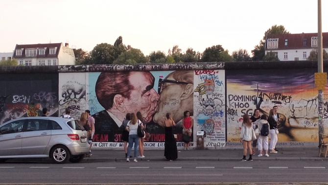 PhoneBusters. Берлин - Копенгаген, велотрип братьев из Смоленска и парня из Донецка.