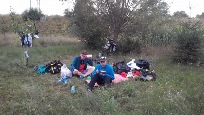 PhoneBusters. Берлин - Копенгаген, велотрип братьев из Смоленска и парня из Донецка.