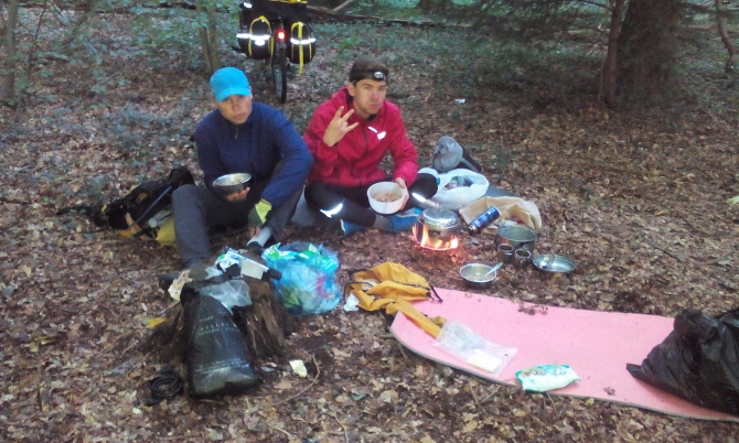 PhoneBusters. Берлин - Копенгаген, велотрип братьев из Смоленска и парня из Донецка.