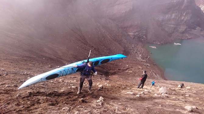День туризма по-камчатcки! Или как в кратере вулкана встретились SUPы, каяк и параплан (Путешествия, камчатка, горы, путешествия, первые, восхождение)