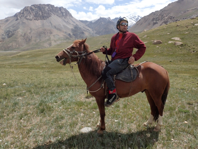 Дневник экспедиции ФАиС Москвы в район пика Белый, август 2015 (Альпинизм, пик белый, экспедиция, нилов, головченко, григорьев, лето, тянь-шань, кок-шаал тоо)
