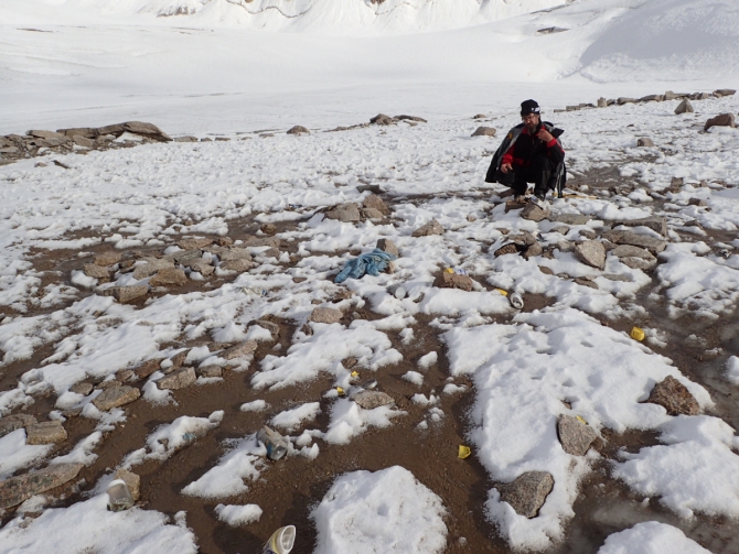 Дневник экспедиции ФАиС Москвы в район пика Белый, август 2015 (Альпинизм, пик белый, экспедиция, нилов, головченко, григорьев, лето, тянь-шань, кок-шаал тоо)