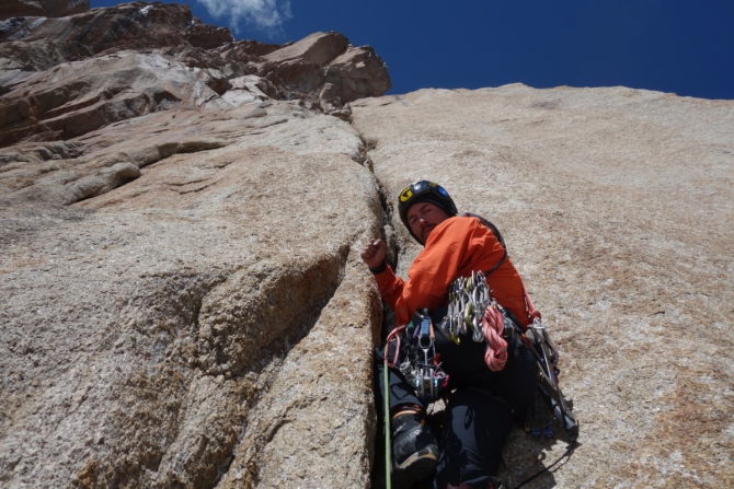 Дневник экспедиции ФАиС Москвы в район пика Белый, август 2015 (Альпинизм, пик белый, экспедиция, нилов, головченко, григорьев, лето, тянь-шань, кок-шаал тоо)