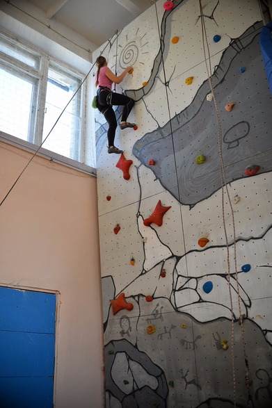 Проект Пермского края -В каждое село скалодром постепенно претворяется в жизнь. (Скалолазание)