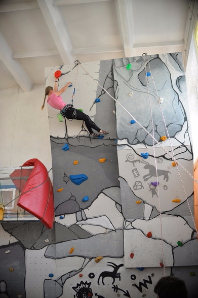 Проект Пермского края -В каждое село скалодром постепенно претворяется в жизнь. (Скалолазание)