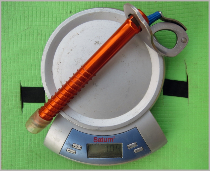 Ледобуры на "крыше мира". (Горный туризм, альпинизм, туризм, альпиндустрия, тест)