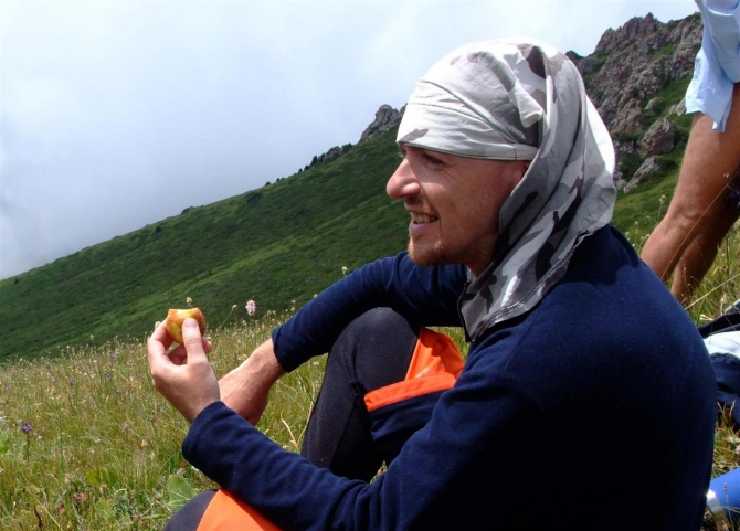 Жизнь на Хане. Энциклопедия в картинках. Хлеб насущный. (Альпинизм, тянь-шань, хан тенгри, киноэкспедиция)