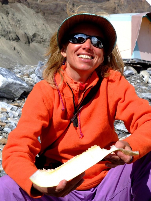 Жизнь на Хане. Энциклопедия в картинках. Хлеб насущный. (Альпинизм, тянь-шань, хан тенгри, киноэкспедиция)