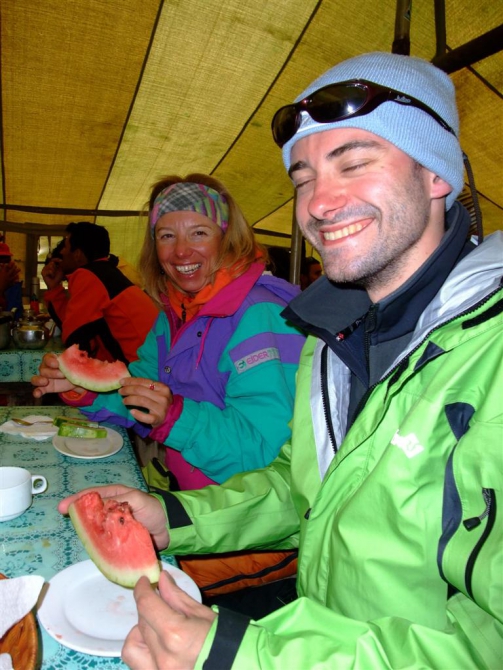 Жизнь на Хане. Энциклопедия в картинках. Хлеб насущный. (Альпинизм, тянь-шань, хан тенгри, киноэкспедиция)