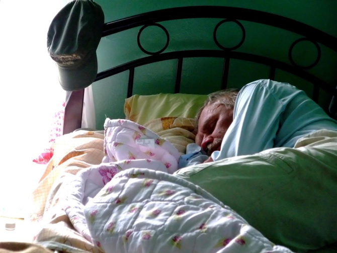 Жизнь на Хане. Энциклопедия в картинках. Житьё-питьё. (Альпинизм, киноэкспедиция, хан тенгри, тянь-шань)