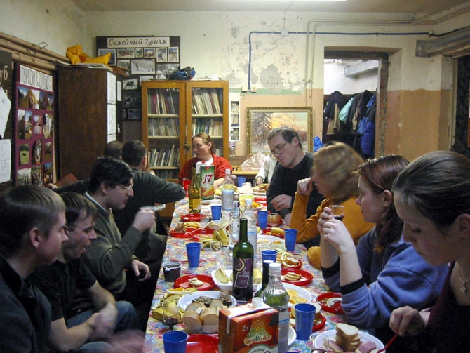 Как мы акклиматизировались перед Курумды. Пик Губаева (5368). (Альпинизм, горы азии, турклуб маи)