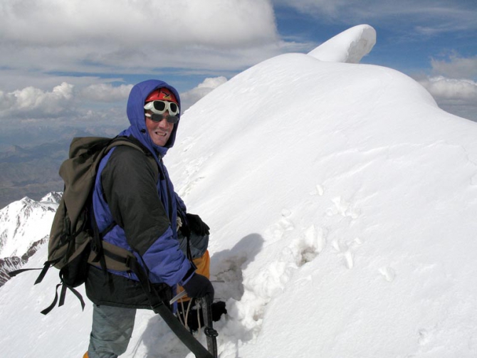 Как мы акклиматизировались перед Курумды. Пик Губаева (5368). (Альпинизм, горы азии, турклуб маи)