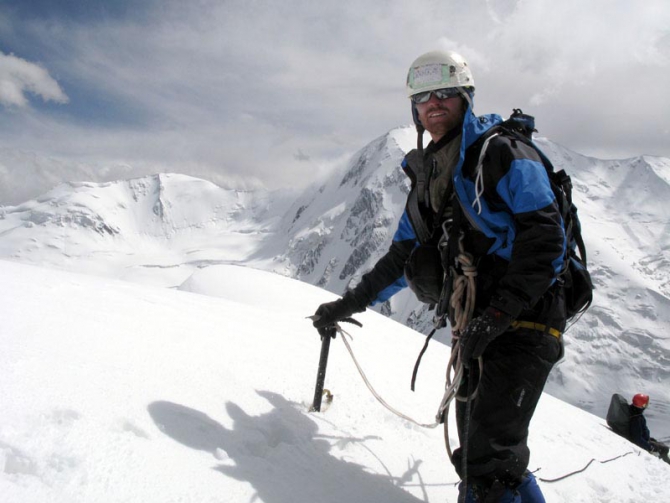 Как мы акклиматизировались перед Курумды. Пик Губаева (5368). (Альпинизм, горы азии, турклуб маи)