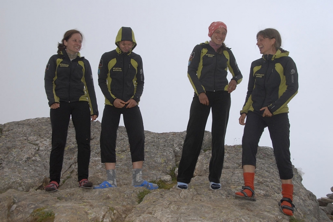 Одежда для спортивных женщин от кутюрье Ларисы Репиной (озон, лариса репина, женская одежда)