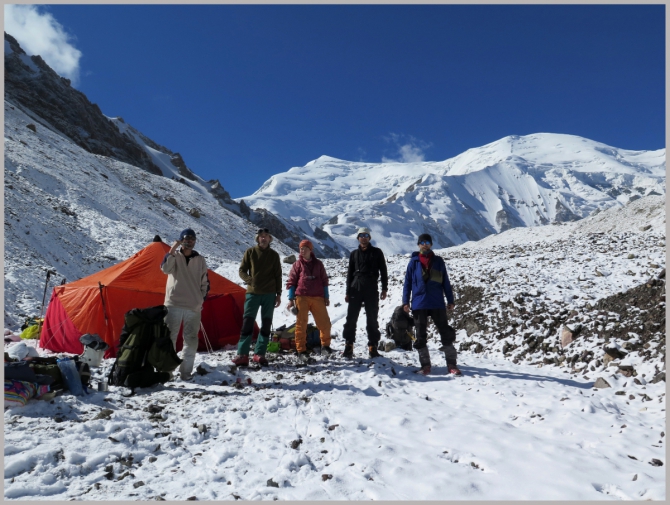 Ледобуры на "крыше мира". (Горный туризм, альпинизм, туризм, альпиндустрия, тест)