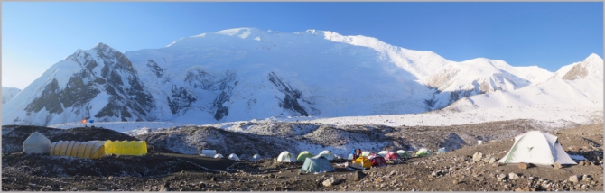 Ледобуры на "крыше мира". (Горный туризм, альпинизм, туризм, альпиндустрия, тест)